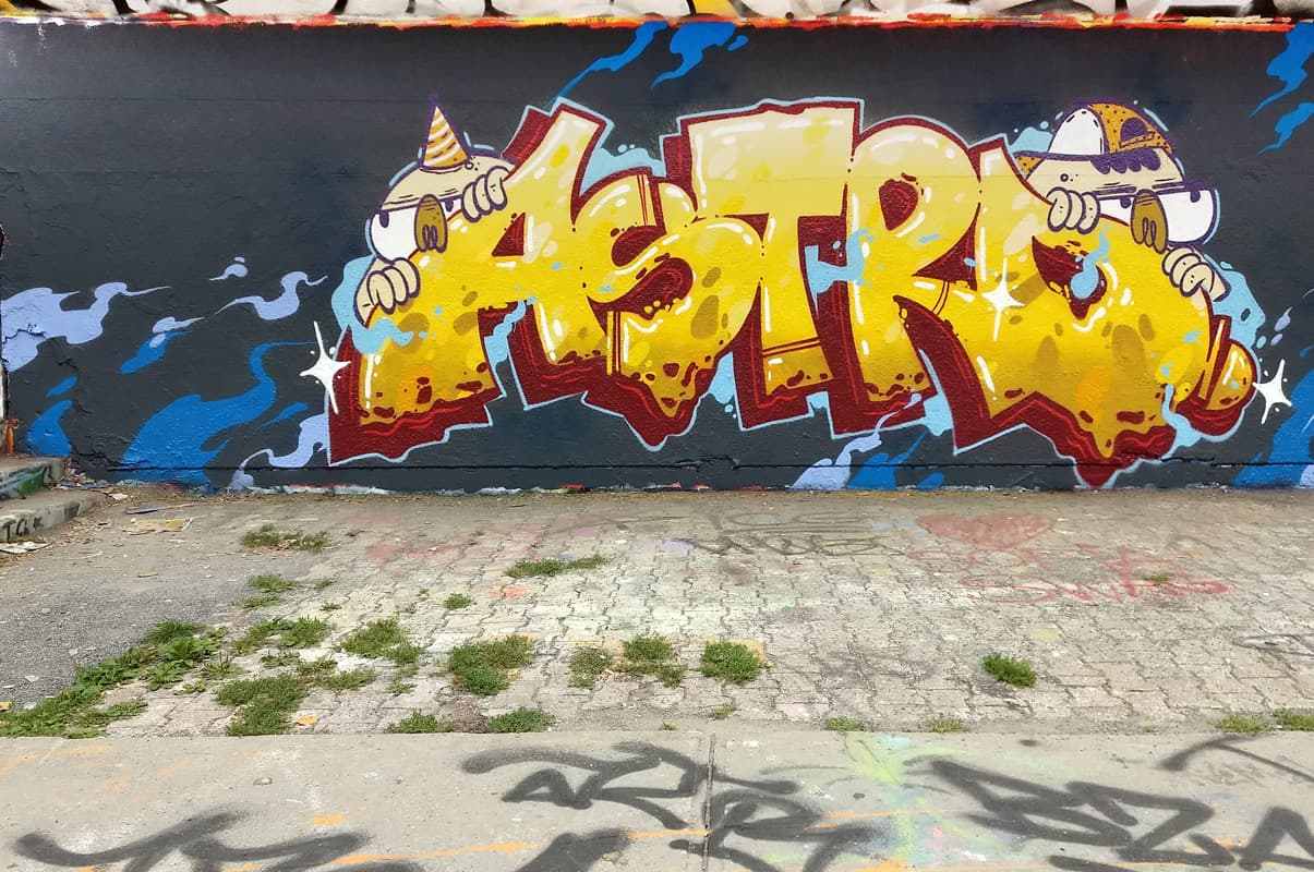Astro at the PSC legal graffiti wall