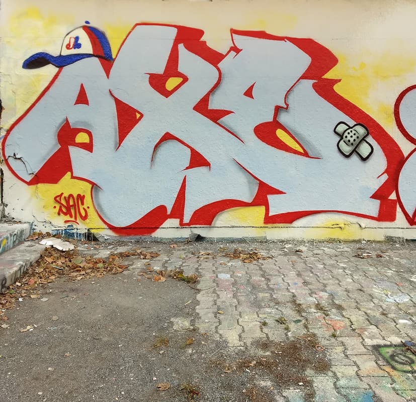 Axe Lalime at the PSC legal graffiti wall