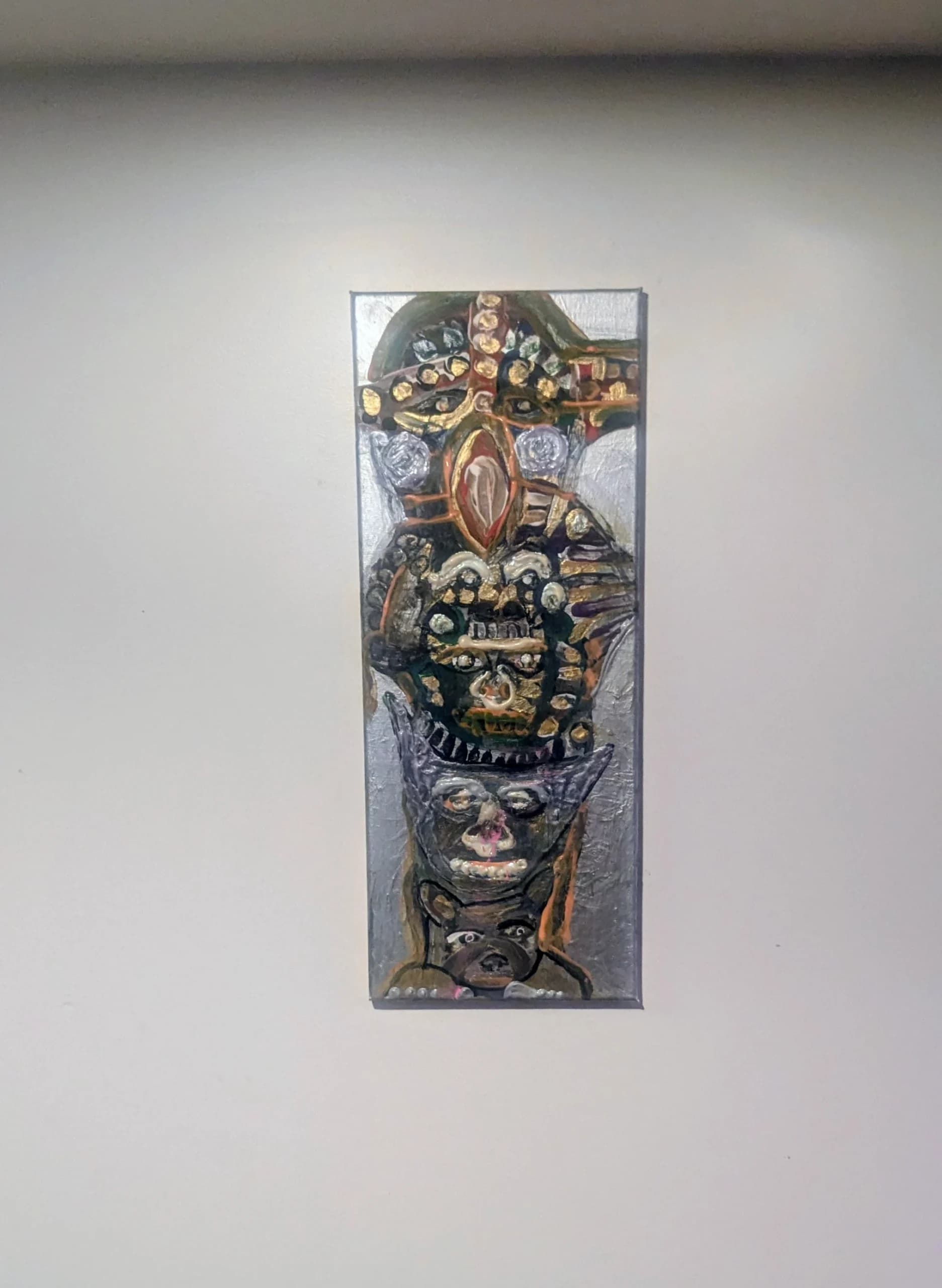 Artist-Totem décoratif original avec pouvoir de protection