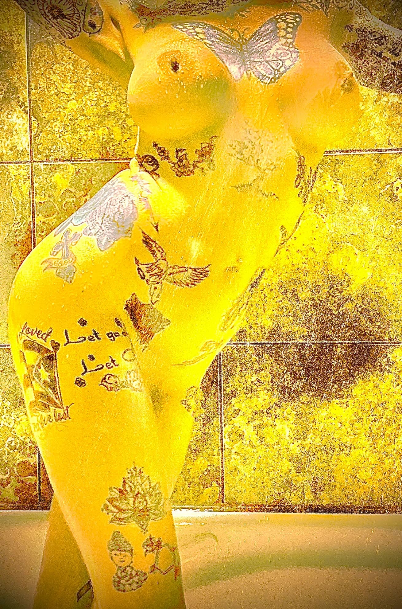 Artist-Douche doree
