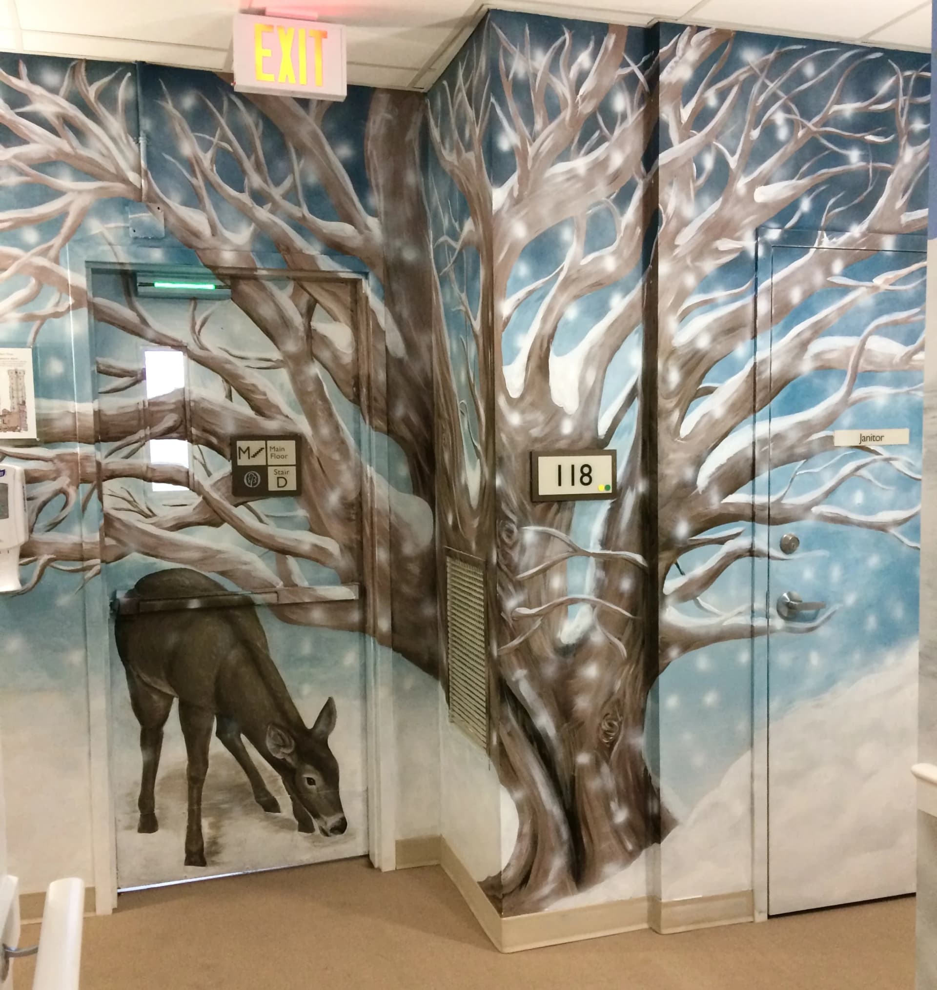 Fresque hivernale avec faon