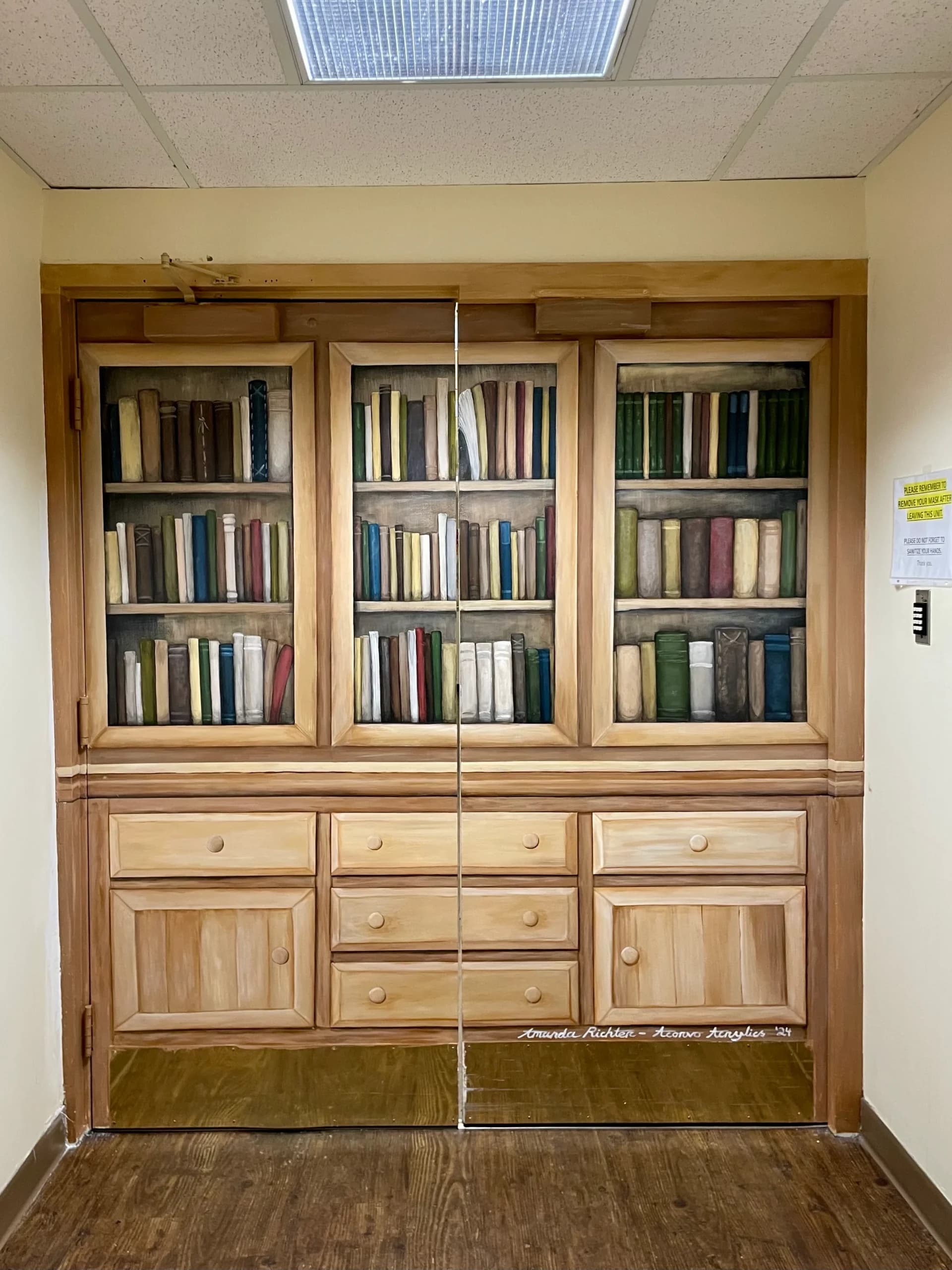 Bibliothèque Murale Réaliste