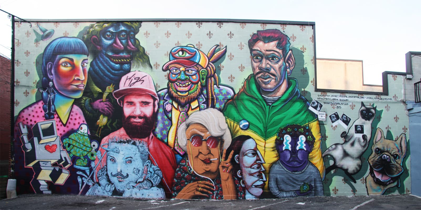Family portrait in Plateau back alley featuring Shalak, Botkin, Kevin Ledo, Chris Dyer, BrunoSmoky, Lovebot, Turtle Caps, Linsey Levendall, Marina Capdevila Labrona, Waxhead and Dave Todaro