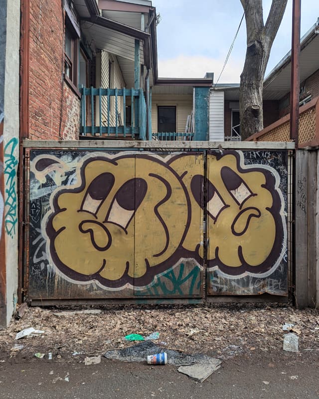 Lost Claws in a Plateau alley
