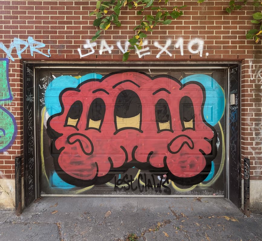 Lost Claws in a Mile End alley