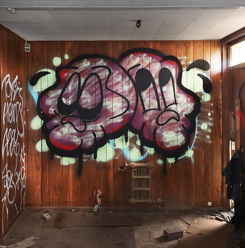 Lost Claws in an abandoned building