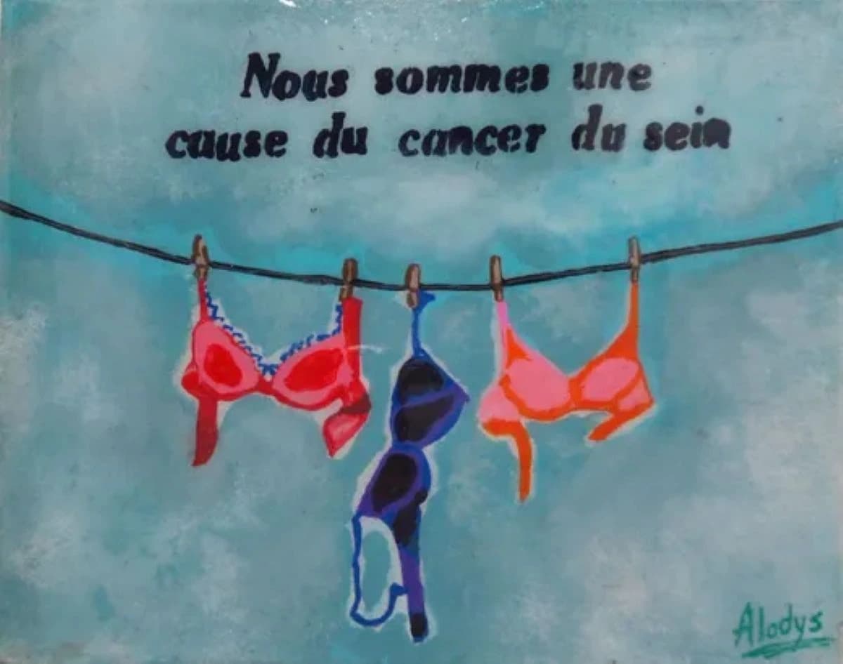 Artist-No bra