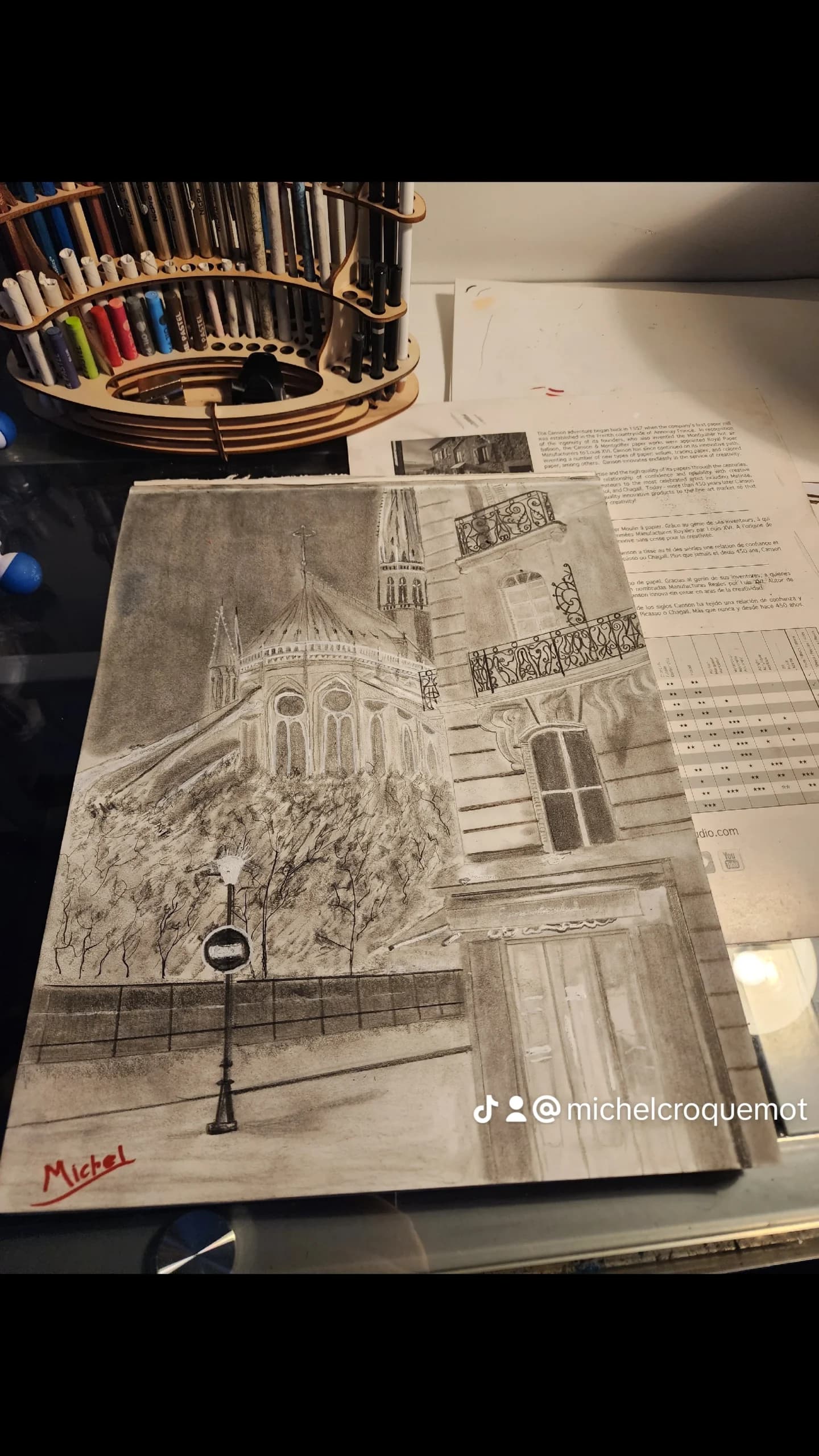 Artist-Notre-Dame