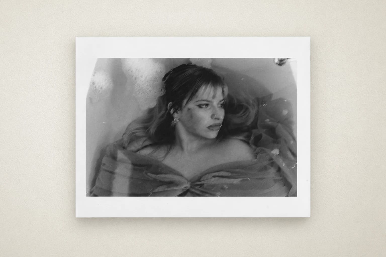 Portrait dans la baignoire