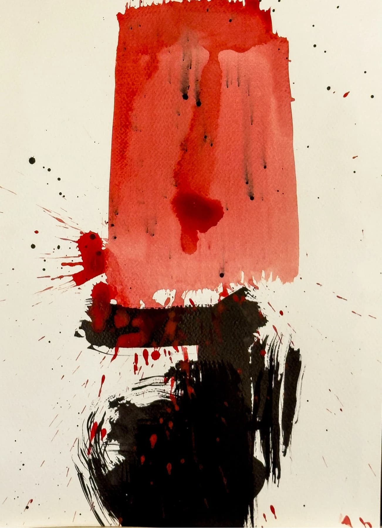 Barre rouge et masse noire