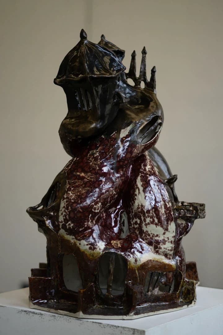 Mon ventre est un château